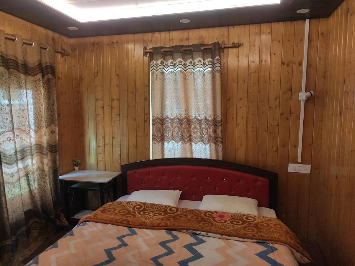 New Zum Zum Hotel & Restaurant Srīnagar 외부 사진