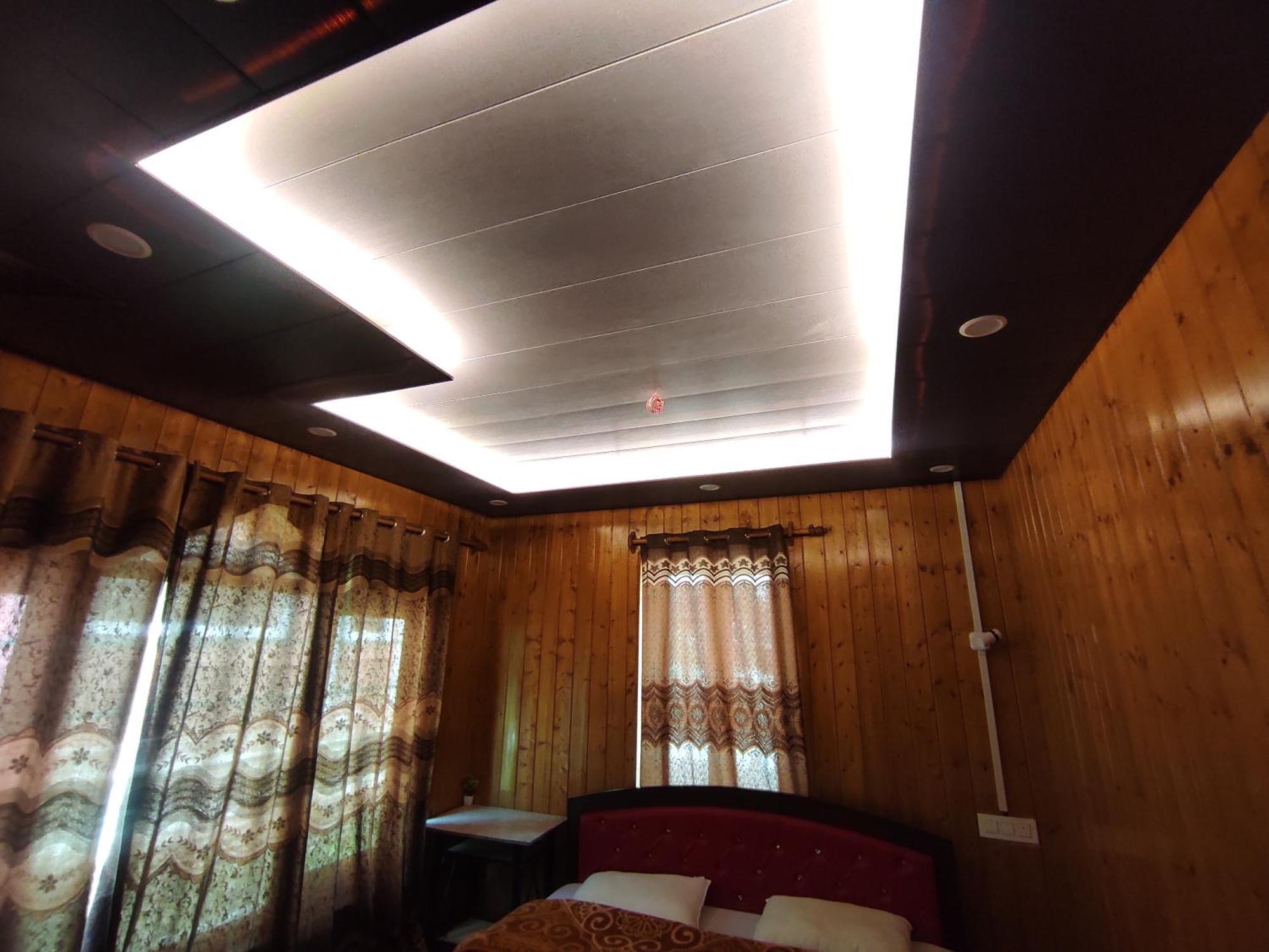 New Zum Zum Hotel & Restaurant Srīnagar 외부 사진